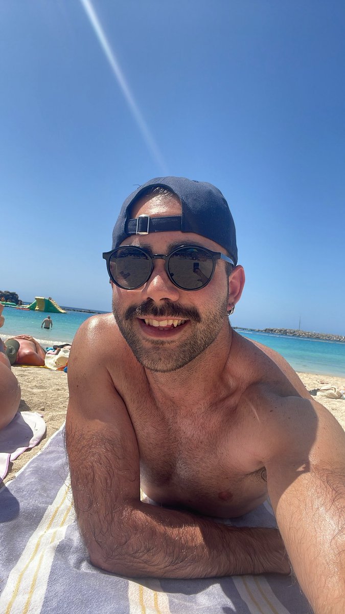 venturags99's tweet photo. Hecho para vivir en la playa ✌🏼 https://t.co/yvB6QSLzuC