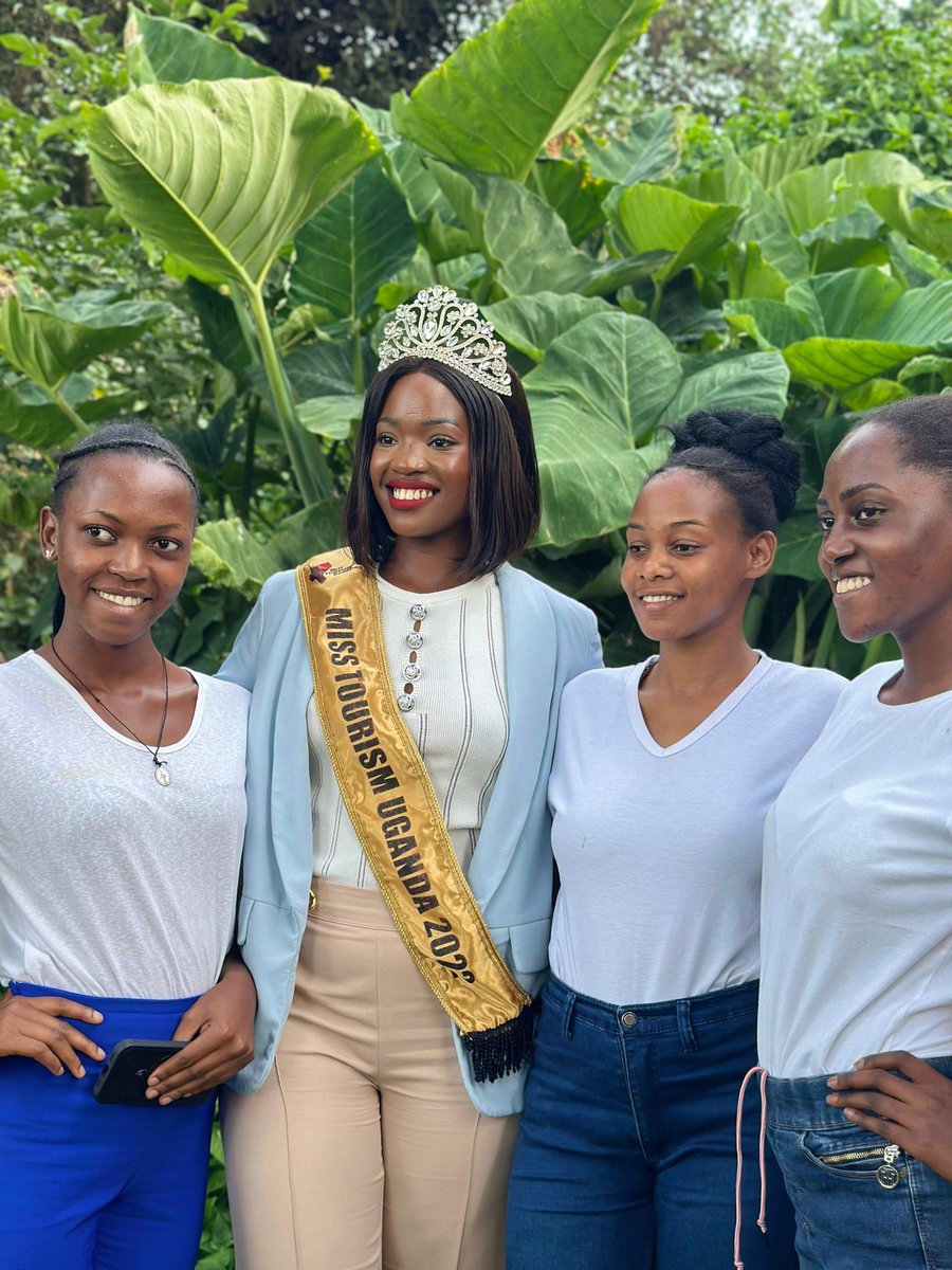 Nassali Claire Kibudde👸🏿 (@__kleyar) on Twitter photo <a href="/TourBugandaUG/">Buganda Heritage and Tourism Board (BHTB)</a> <a href="/NajibSsekikubo/">Nsubuga Najib Ssekikubo</a> Your tourism Buddu queens with <a href="/MISSTOURISM2022/">SYDNEY NABULYA KAVUMA</a> the queen herself!🥰 <a href="/TourBugandaUG/">Buganda Heritage and Tourism Board (BHTB)</a> <a href="/NajibSsekikubo/">Nsubuga Najib Ssekikubo</a> Your tourism Buddu queens with <a href="/MISSTOURISM2022/">SYDNEY NABULYA KAVUMA</a> the queen herself!🥰
