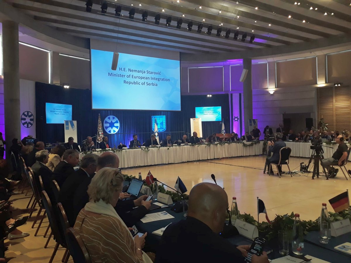 Honored to represent 🇷🇸 at the <a href="/TheIHRA/">IHRA</a> Ministerial Conference in Jerusalem 🇮🇱. Grateful to Chair <a href="/AmbDaniDayan/">Dani Dayan</a> &amp; Minister <a href="/gidonsaar/">Gideon Sa'ar | גדעון סער</a> for their hospitality. 80 years after WW2, we must stay vigilant to curb rising hate &amp; antisemitism, preventing new tragedies. 🕊️