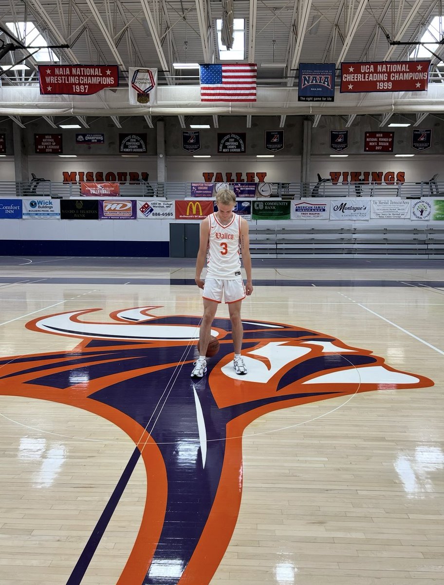 Anthony Leath (@anthonyleath1) on Twitter photo Had a great official visit yesterday at Missouri valley! I appreciate you for having me down <a href="/Produce_BCIII/">Coach Bobby Collins III</a> Had a great official visit yesterday at Missouri valley! I appreciate you for having me down <a href="/Produce_BCIII/">Coach Bobby Collins III</a>