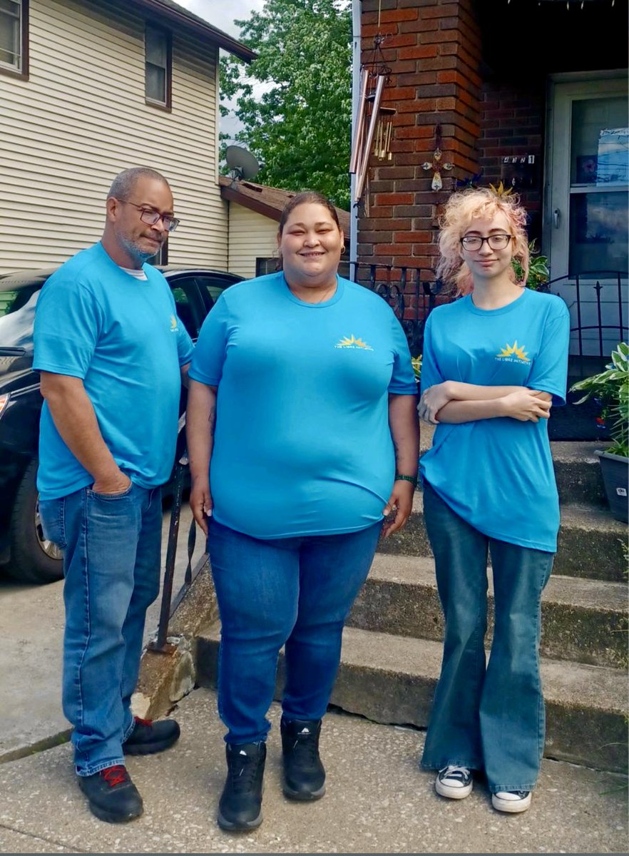 LibreOhio's tweet image. Canvassers are out knocking in Summit County! ✊ 🚪 #TCJA #ProtectProsperity #HispanicLatinos #LibreOhio
