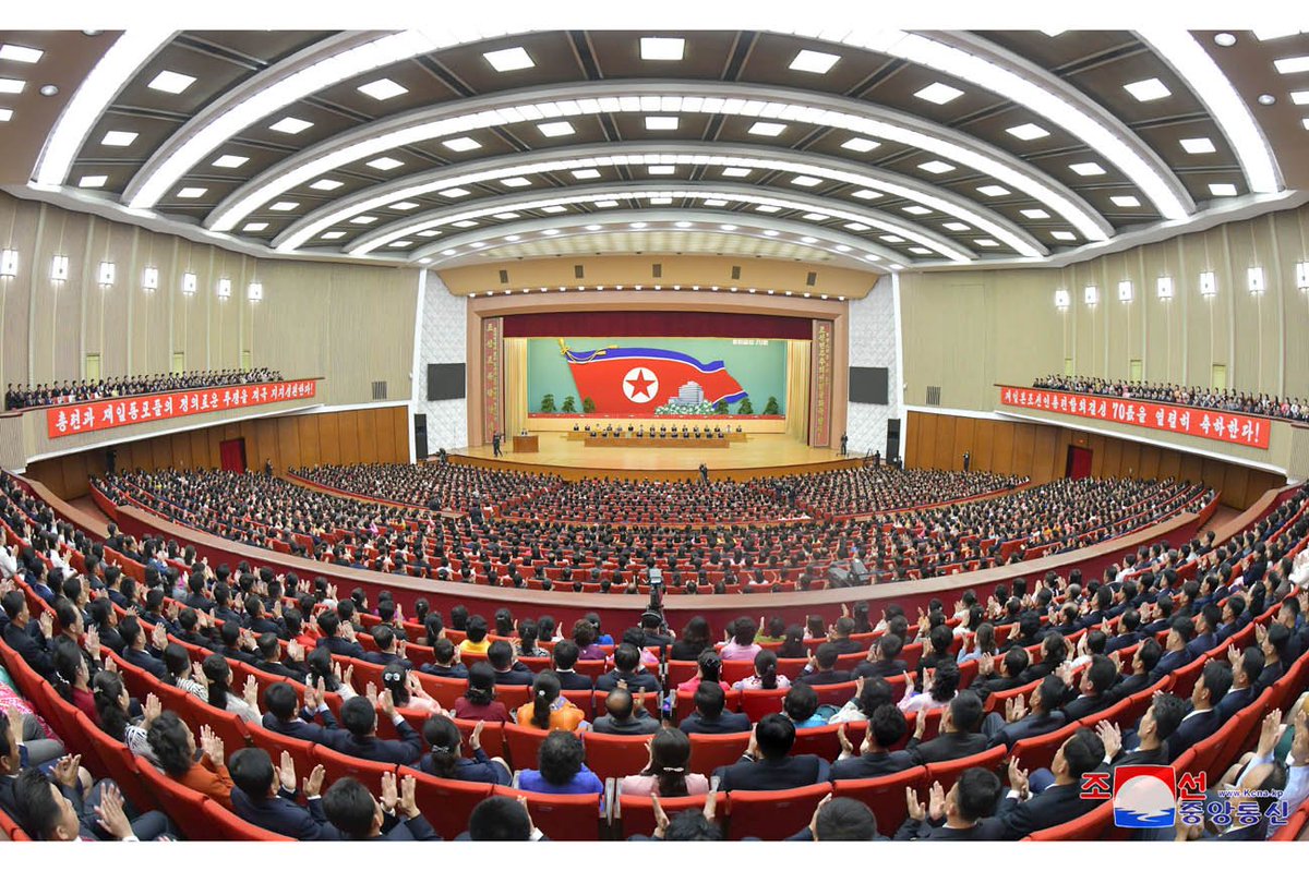 UK_KFL's tweet photo. A national meeting was held at the People's Palace of Culture in Pyongyang on the 25th to commemorate the 70th anniversary of the formation of the General Association of Korean Residents in Japan (Chongryon). (26/5/2025) https://t.co/vGcz2Mw7OY