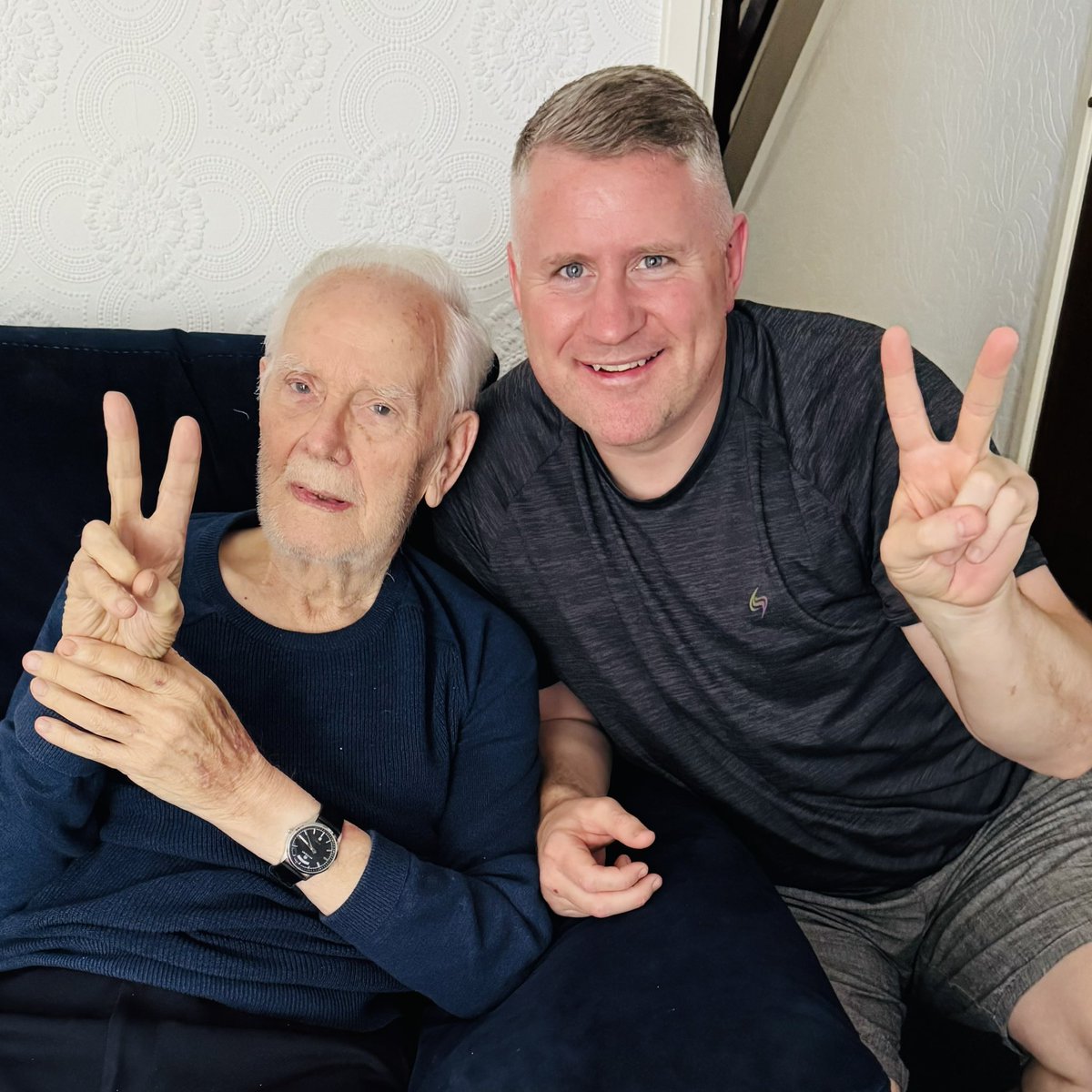 My grandfather is finally home. 
He’s so happy to be back in his own home. 
93 year old paratrooper veteran.
He’s hard as nails.
He had a difficult hip replacement.
Making a lot of time for him right now 💪