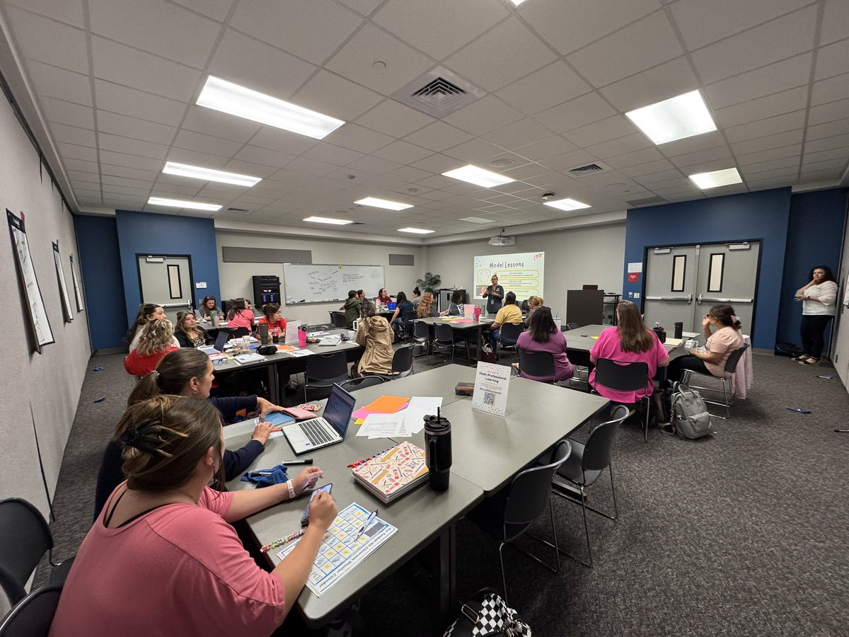 haley_galyean's tweet photo. Such great learning happening today!! More sessions happening this afternoon!  #TISDMathSciencePL https://t.co/arfiNcLMsV
