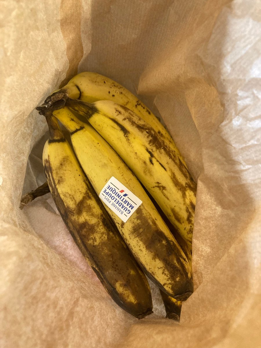 Allez ! En pleins préparatifs pour le #FluffEvent2025. 300 balles pièce, c’est pas donné.