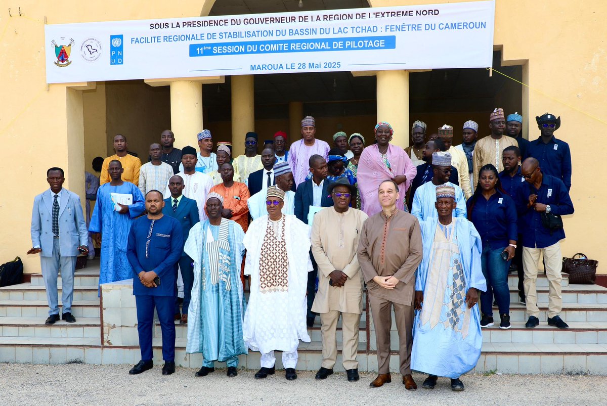 PNUDCameroun's tweet image. Today, at the 11th #SteeringCommittee meeting of the @RegionalStabilizationFacility in #FarNorth🇨🇲, we reached a crucial milestone!

📝 The #Governor signed the JAP for Phase 3 of the project, reaffirming the partnership between the Government and the #UNDP🇨🇲