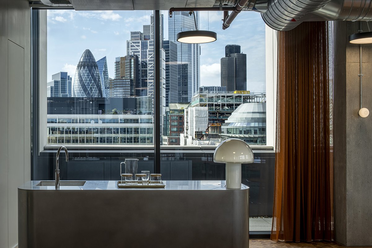 Jonathan Banks tweet media