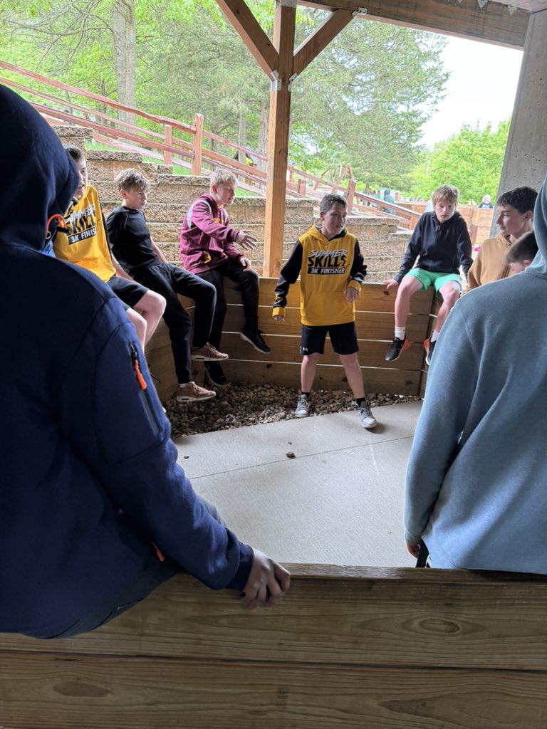 7th graders having a blast at Camp Victory @byronmsbears