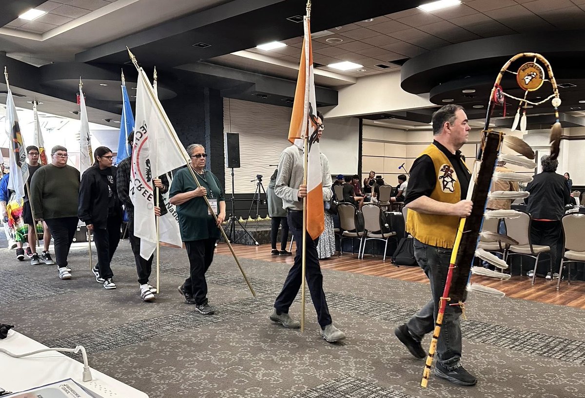 More than half a dozen Mushkegowuk Council departments took the opportunity during the special assembly of chiefs held in Sault Ste. Marie, May 27 to 29, to highlight the services they offer.
For more details and photos, visit facebook.com/mushkegowukcou…