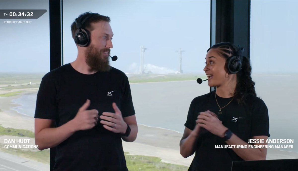 whoisheartbreak's tweet image. Fun fact: @danhuot and i stood next to each other for the Demo-2 first launch attempt on May 27th, 2020 (with plexy glass in between us). 5 years later on May 27th, 2025 - look at us now! ✌🏽😄✌🏽 #Flight9