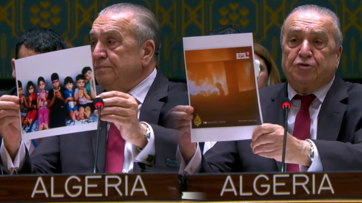 حسبي الله ونعم الوكيل.... اللهم انصر اخواننا في غزة الجريحة💔😢🇵🇸
#مجلس_الأمن #مجلس_حقوق_الإنسان #الجزائر #غزة_تُباد #فلسطين_قضية_الشرفاء #الأمن #أطفال_غزة