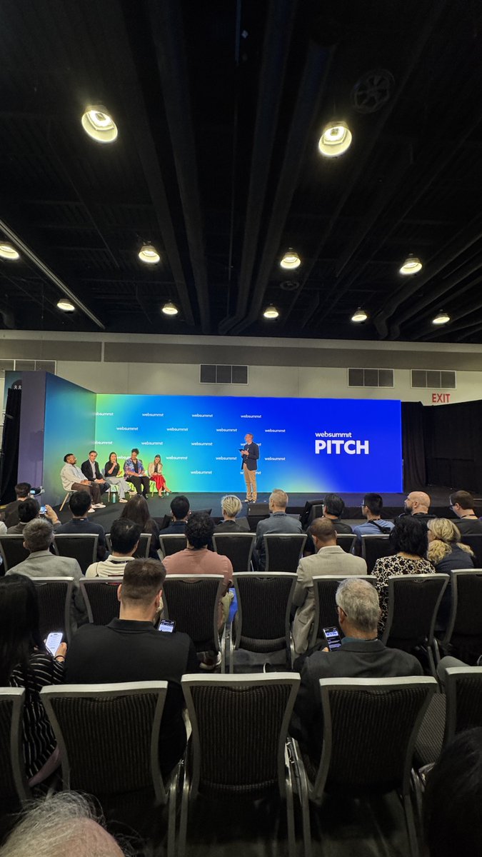 ฮthan Pierse ๐บ๐ธ๐บ๐ฆ๐ช๐บ๐ณโ๐ (@ethanpierse) on Twitter photo The incomparable <a href="/PascalCondamine/">Pascal Condamine</a> from <a href="/craft_ai/">Craft AI</a> MCing the startup PITCH competition at <a href="/WebSummit/">Web Summit</a> Vancouver ๐๐ป The incomparable <a href="/PascalCondamine/">Pascal Condamine</a> from <a href="/craft_ai/">Craft AI</a> MCing the startup PITCH competition at <a href="/WebSummit/">Web Summit</a> Vancouver ๐๐ป