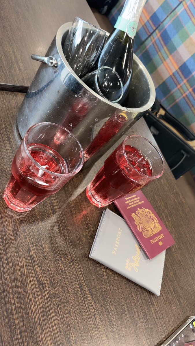 Girls holiday begins