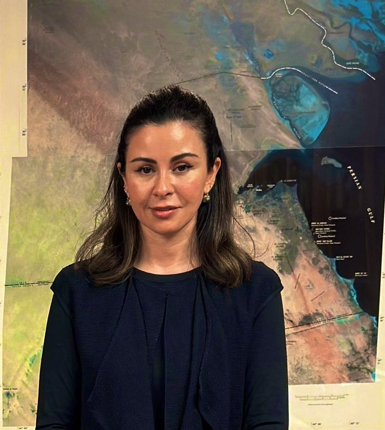 سفيرة دولة الكويت لدى الولايات المتحدة الشيخة الزين الصباح تُعلن بدء تشييد نصب تذكاري لعمليتي "عاصفة ودرع الصحراء" بموقع بارز في العاصمة واشنطن يفتتح بخريف عام 2026

- أكدت لـ(كونا) خلال المشاركة باحتفالات (يوم الذكرى) الأمريكي أن المَعلم يُعد تكريمًا لبطولات سطرت بدماء