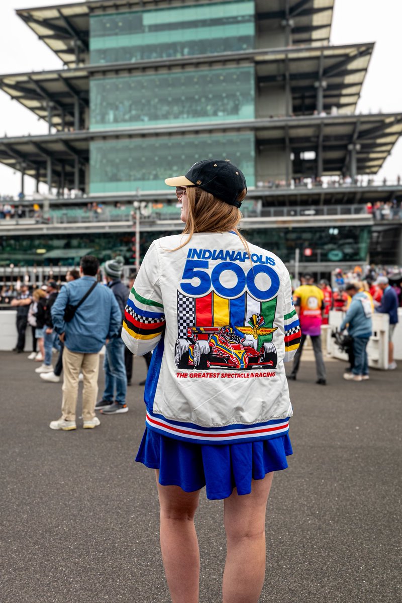 alanisnking's tweet photo. GANGGGG the Homefield jacket is back for a limited time after a major sellout at Indy! You can use code ALANIS20 for 20% off your first order 💙
#homefieldpartner
https://t.co/qFsRjLN1Md https://t.co/HphzWrQs3m