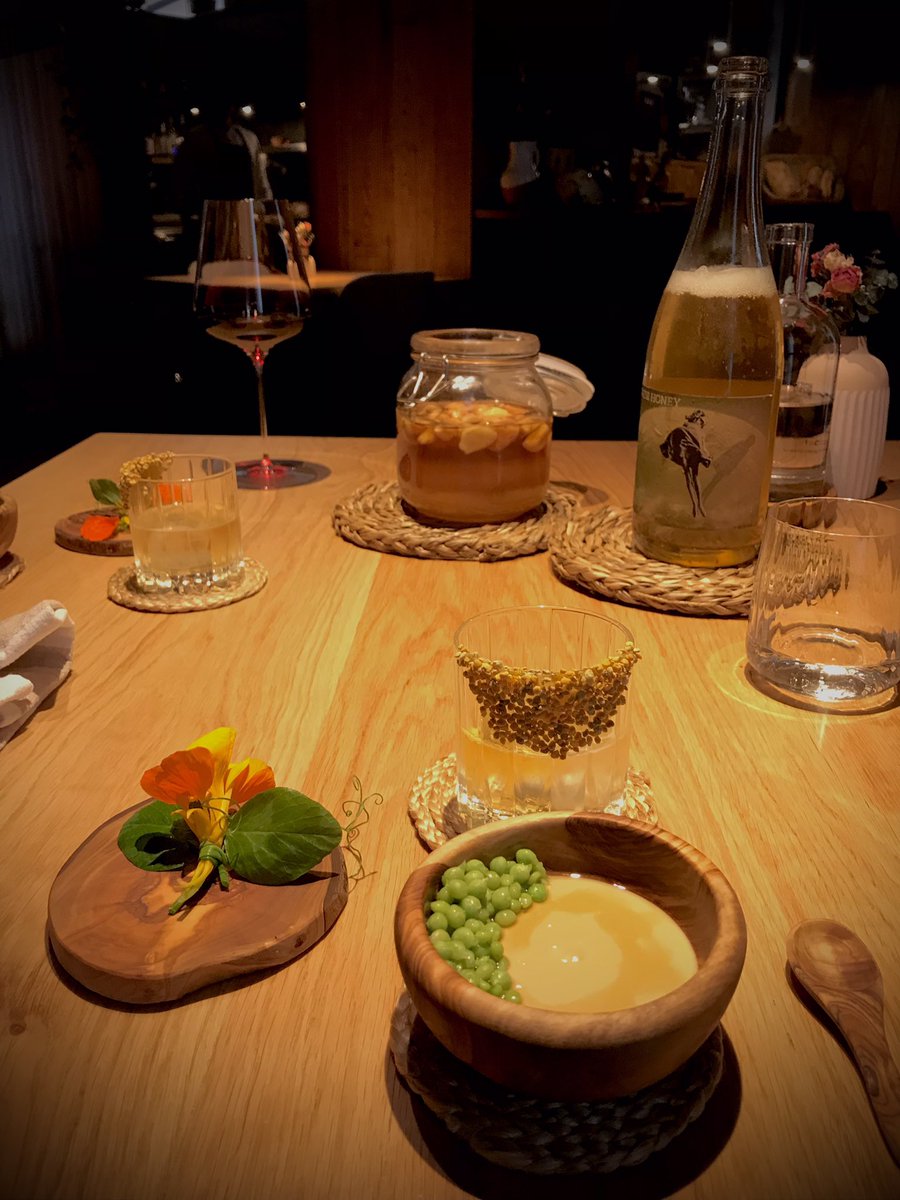 Blog sarrera berria…

Irakurri hemen: 👇
zidernaut.eus/blog/eutsi-lor…
.
.
Spoiler: Baratza lorategi bat bezela inoiz irudikatu duzue?  lorategia, jarraian fruituen baratza… Loratza!
.
.
Zenbat ikaspen Javi eta AMA-ko ekipoaren eskutik.
Bidea aurkitu edo egingo dugu! GOazen!