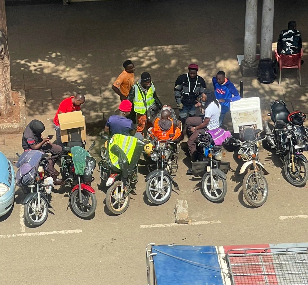 "Lakini Onyango tate anatumia yule dem yake vibaya "