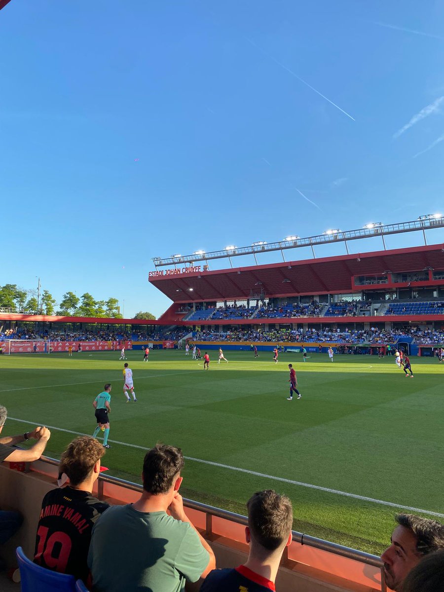 Ràdio Vilablareix, 107.5 FM 📻 (Girona) (@rvilablareix) on Twitter photo Aquesta és la nostra selecció. <a href="/FCF_CAT/">Federació Catalana de Futbol</a> Som i serem la ràdio cultural dels Països Catalans. 107.5 FM 📻 (Girona) Aquesta és la nostra selecció. <a href="/FCF_CAT/">Federació Catalana de Futbol</a> Som i serem la ràdio cultural dels Països Catalans. 107.5 FM 📻 (Girona)