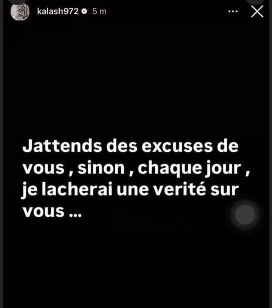 Aurucs's tweet photo. Juste pour rafraîchir votre mémoire sur ses derniers posts sur Martinique la 1ere https://t.co/F43FnZ9ais