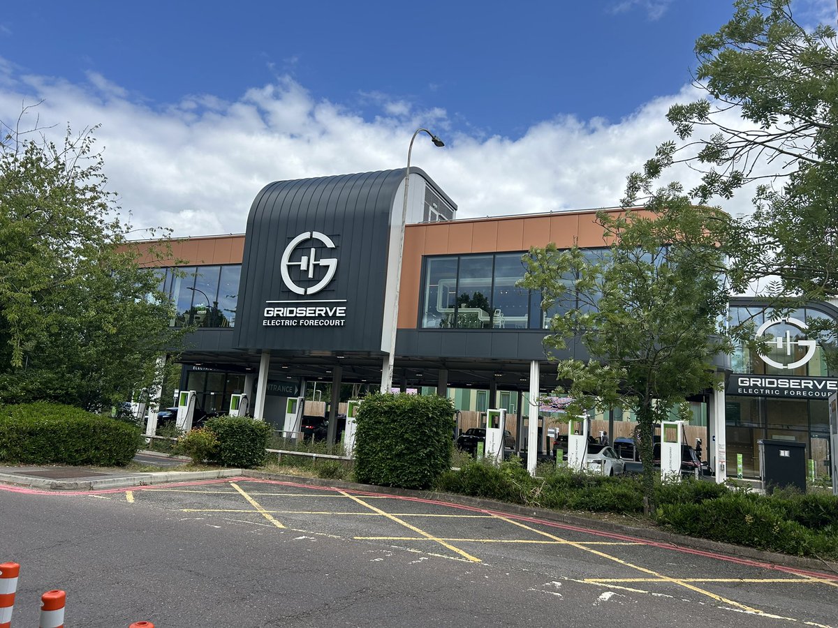 Ali Haydor (@thealihaydor) on Twitter photo 🚗 ✊🏽Powerful visit to the Gatwick Private Hire waiting area with Sister Nikki!
📢 Drivers welcomed our motions and shared key concerns – poor facilities, unfair Uber pricing, and lack of EV chargers.
💬 Great engagement and strong support for our campaigns.
 #DriverVoices 🚗 ✊🏽Powerful visit to the Gatwick Private Hire waiting area with Sister Nikki!
📢 Drivers welcomed our motions and shared key concerns – poor facilities, unfair Uber pricing, and lack of EV chargers.
💬 Great engagement and strong support for our campaigns.
 #DriverVoices