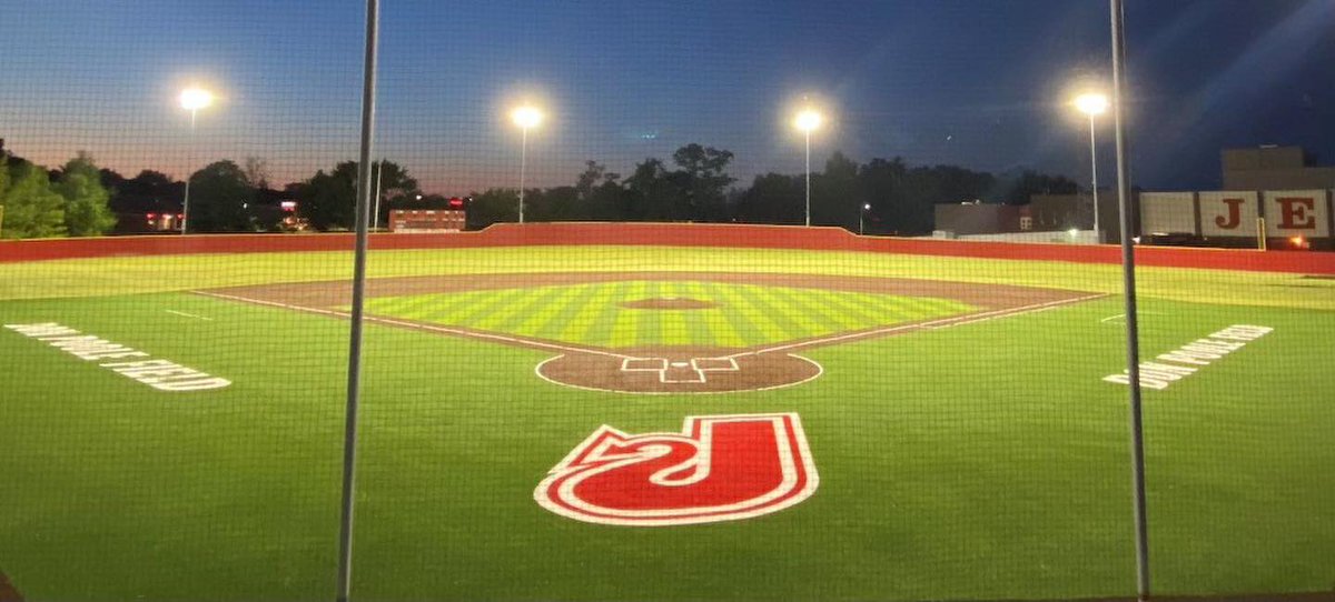𝗖𝗟𝗔𝗦𝗦 𝟰𝗔 𝗕𝗔𝗦𝗘𝗕𝗔𝗟𝗟 𝗦𝗘𝗖𝗧𝗜𝗢𝗡𝗔𝗟 𝗢𝗡 𝗧𝗛𝗘 𝗕𝗜𝗚 𝗫 ⚾️🏆
Wednesday, May 28

Floyd Central 🆚 New Albany
Pregame Report ➡️ 5:20 p.m.
First pitch ➡️ 5:30 p.m.

Jeffersonville 🆚 Silver Creek
First pitch ➡️ approx. 7:30 p.m.

📻: 1450-AM &amp; 96.1-FM
🖥: