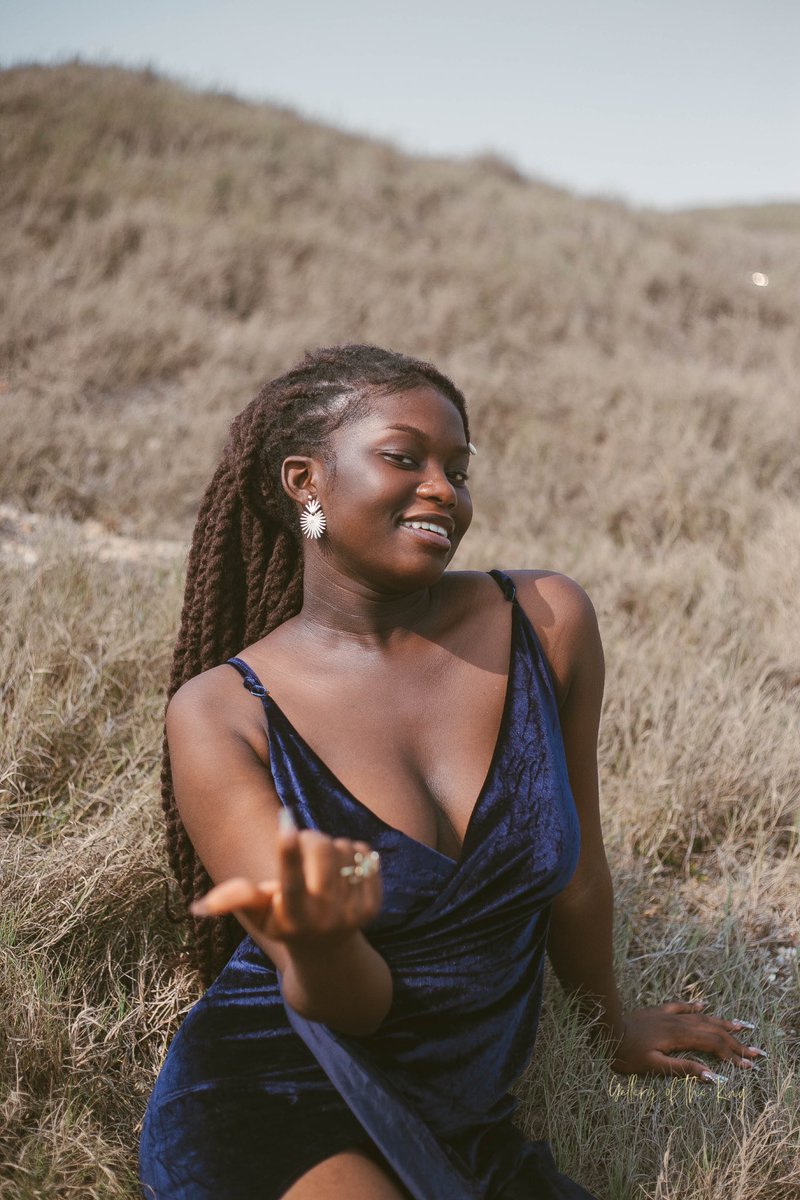 galleryoking's tweet image. Crystal Dark Blue
muse: Roma
Canon 6D + 50mm lens
.
photographed by me
.
#style #blackisbeautiful #melanin #ofcportraits #outdoor #onelightsetup #instagood #instagram #drawingwithlight #hardlight #moodportraits #commercialmodel #commercialmodelling #vogueeko #discover #magazine