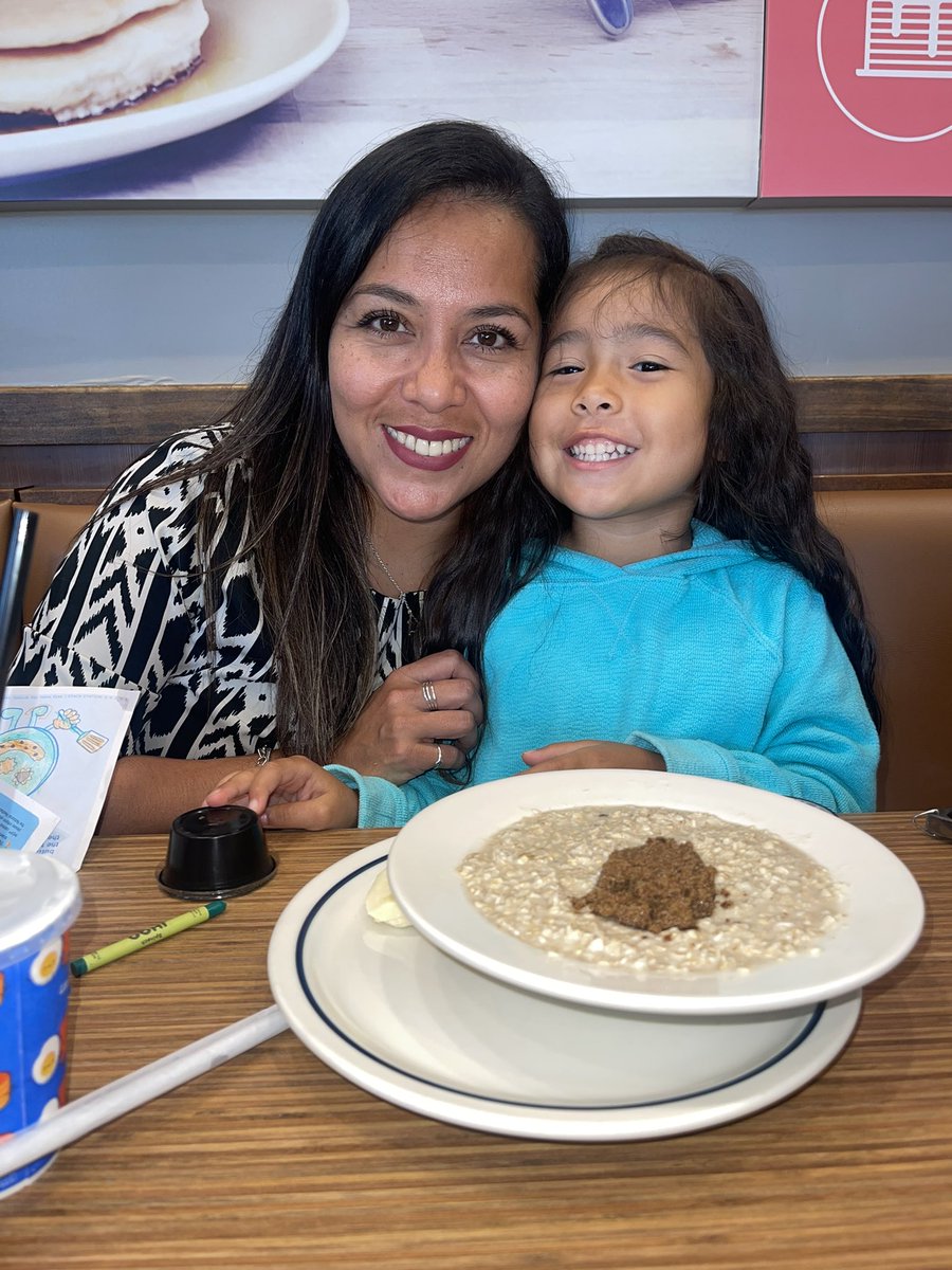 Certificate of Completion 🎉
Bobcat Pride Award 🐯🏅
Creative Cutie Award 👩🏻‍🎨 🎨
Little linguistic Award 🏆