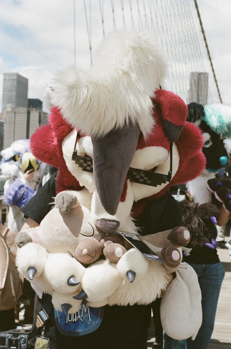 me and my son

📸 <a href="/FaneTheFox/">Fane Vuh'uni | ΘΔ🦊 fane.vuhuni.net</a>