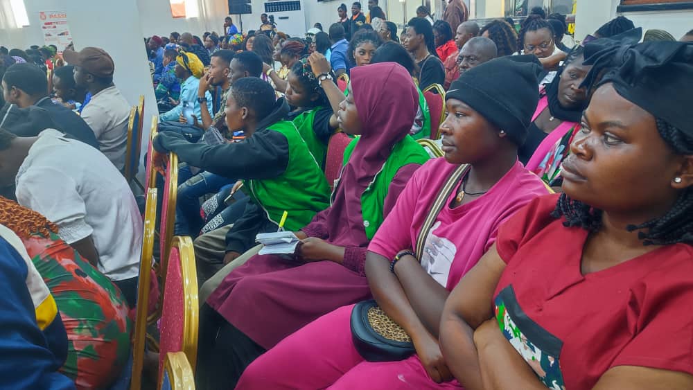 CesCameroon's tweet image. Day 2 of #StartupConference in Bamenda wraps up! CES brought together innovators and changemakers for groundbreaking discussions &amp;amp; meaningful networking. We&apos;re committed to driving #PositiveChange in the community #CES #Innovation