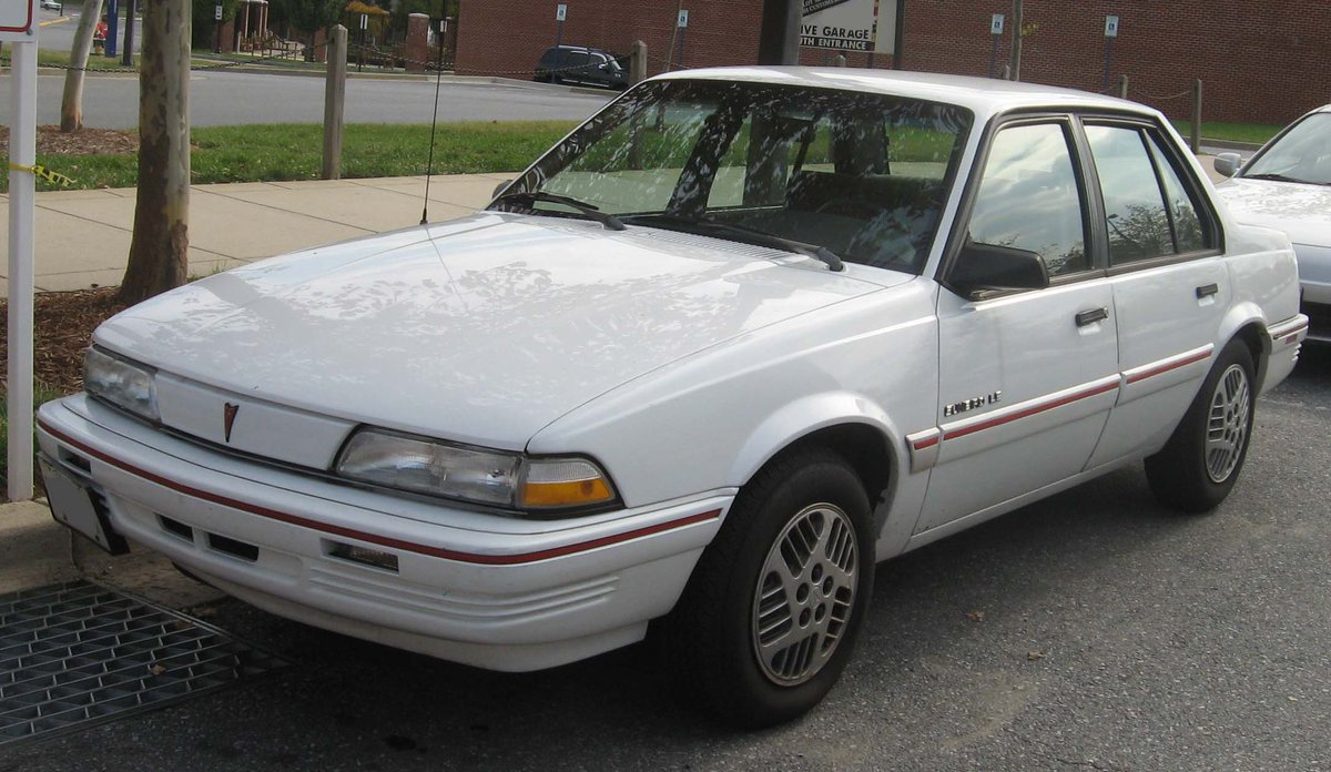 billychester's tweet photo. @MaxxChewning 1994 Pontiac sunbird - $1400. I can still hear the  timing belt squeaking in my dreams🤌🏼 https://t.co/brgP0mUbsP