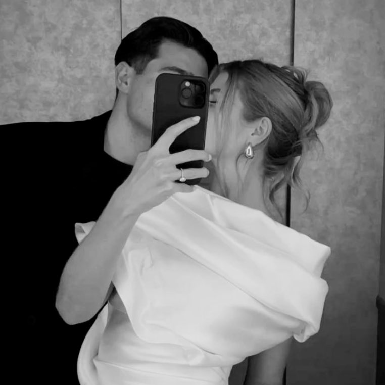 3 years and still counting. can’t put into words how much he means to me and how blessed i feel to have him, i love youuu lets cheers to our 3rd anniversary!!!!!!!!!!!!!! 🥂🤍😍