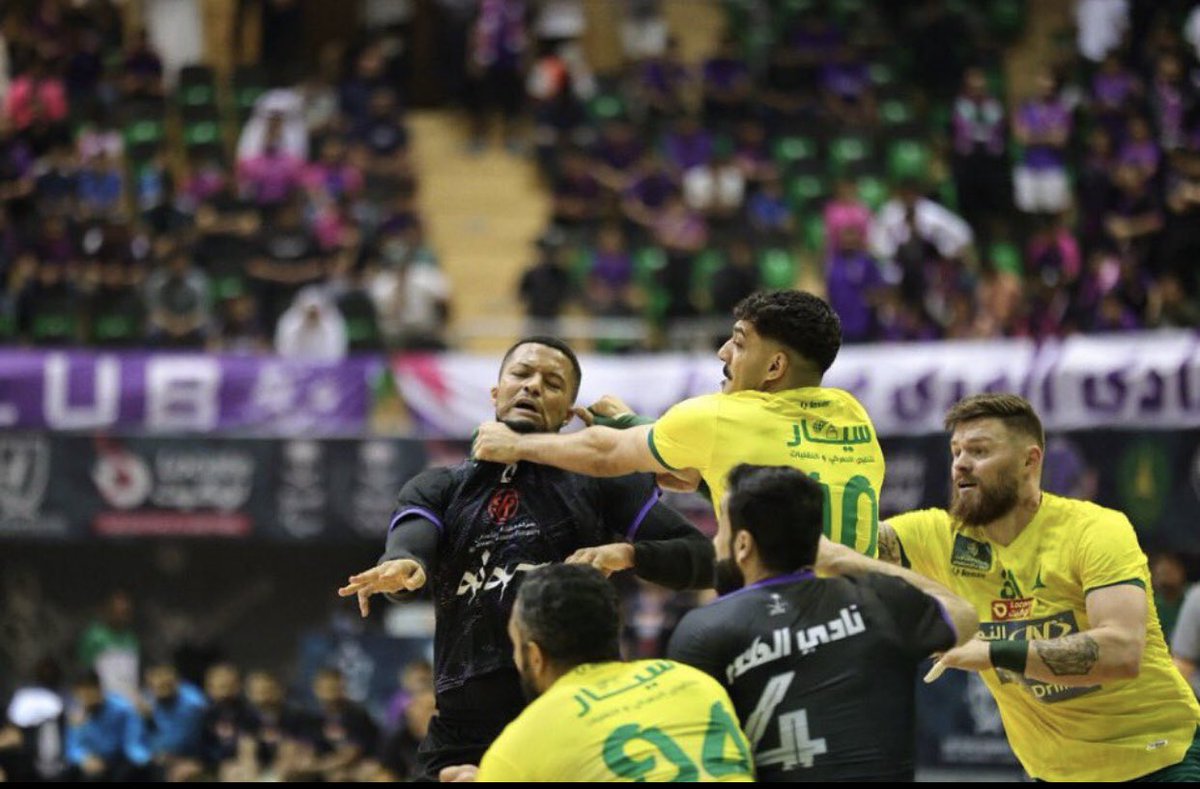 mr_lion44's tweet image. اقبض عليييه 👊🏻🫡