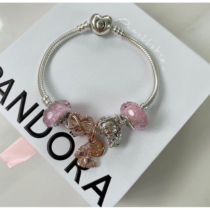 Presentthings_'s tweet image. 🐰🫧✨ (ของแท้100%) Pandora Silver​ Bracelet​ ข้อมือหัวใจ แพนโดร่า 
✨ในราคา 2027 บาท ส่งฟรี ✨ของแท้‼️
📍พิกัดที่ Shopee s.shopee.co.th/6AYpJ9UfDt
#PANDORA #สร้อยคอ #เครื่องประดับวินเทจ #ของแท้ #ฟีดดดดดดดดดด #ฟีด #ลูกคุณหนู