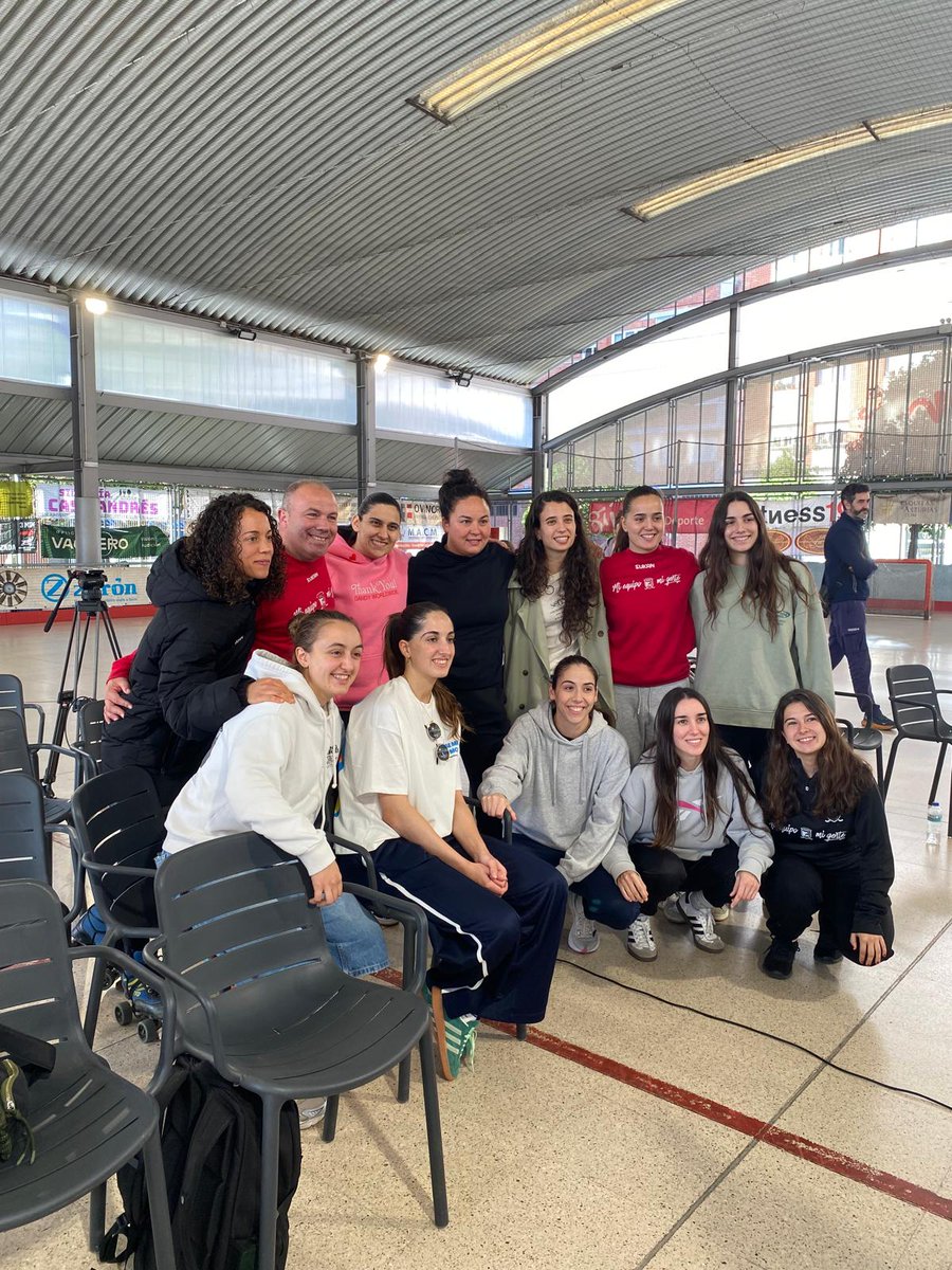 Algunas imágenes de la rueda de prensa de <a href="/SaraLolo5/">Sara Lolo</a> en la pista de La Algodonera en la que anunció su retirada.
<a href="/TurismoAsturias/">TurismoAsturias</a> 
#ParaísoNatural