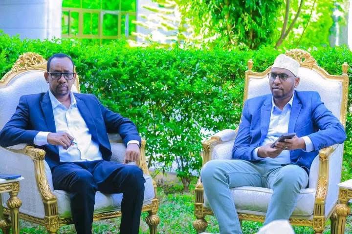 Held a very productive meeting with leaders of opposition political parties in Somali Region. In addition to Prosperity Party, leaders of ONLF, Freedom &amp; Justice Party, Western Somali Democratic Party, and Union for Democracy and Freedom Party attended the meeting.