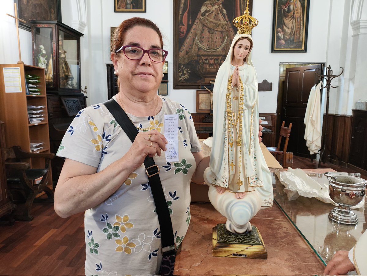 Entregamos el premio de la Rifa Parroquial del mes de mayo, una imagen de la Virgen de Fátima!.
Enhorabuena!!!!
Gracias a todos por participar cada mes en la #RifaParroquial a beneficio de la iglesia de #Yepes