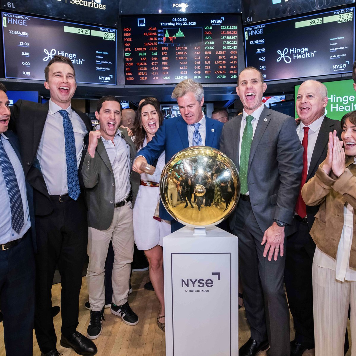 NYSE ๐ (@nyse) on Twitter photo .<a href="/HingeHealth/">Hinge Health</a> takes over 11 Wall on IPO day ๐๏ธ
โAfter a decade in business, Hinge Health will be a public company. Still on this first page, we will write the future of healthcare!" โ <a href="/danperez610/">Daniel Perez</a>, CEO of Hinge Health $HNGE .<a href="/HingeHealth/">Hinge Health</a> takes over 11 Wall on IPO day ๐๏ธ
โAfter a decade in business, Hinge Health will be a public company. Still on this first page, we will write the future of healthcare!" โ <a href="/danperez610/">Daniel Perez</a>, CEO of Hinge Health $HNGE