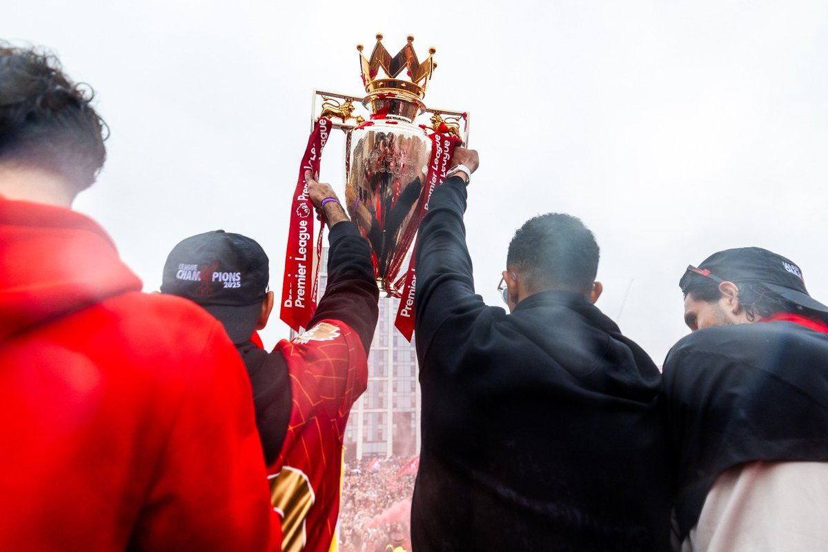 TrentAA's tweet image. Perfect send off. Thank you from the bottom of my heart, I love my city ❤️