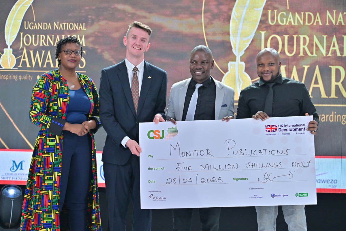 ACME_Africa's tweet photo. What an absolutely incredible night at the #UNJA2025 Gala. The glamour, excitement, warmth, and love for #JournalismExcellence were truly obvious. So many deserving journalists honoured for their vital work. Thank you to everyone who made it unforgettable! #ACMEAwards https://t.co/pwJl2EZiEr