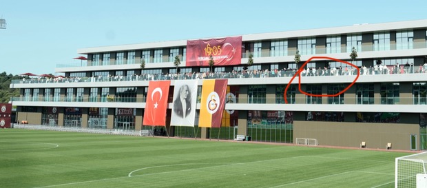 Serkan tweet media
