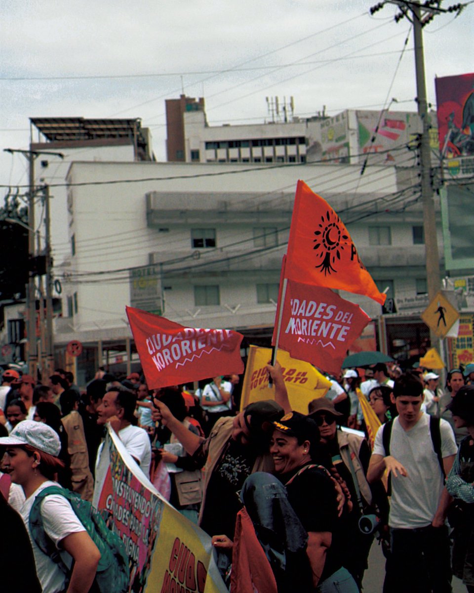 escomgarzon's tweet photo. Desde #Cúcuta y con el pueblo en las calles.

El 14 de mayo el Congreso hundió la consulta popular. Una vez más, el régimen demuestra que no está dispuesto a conceder ni los derechos más mínimos a la clase trabajadora.

🧵… https://t.co/IdIYfAQCVH
