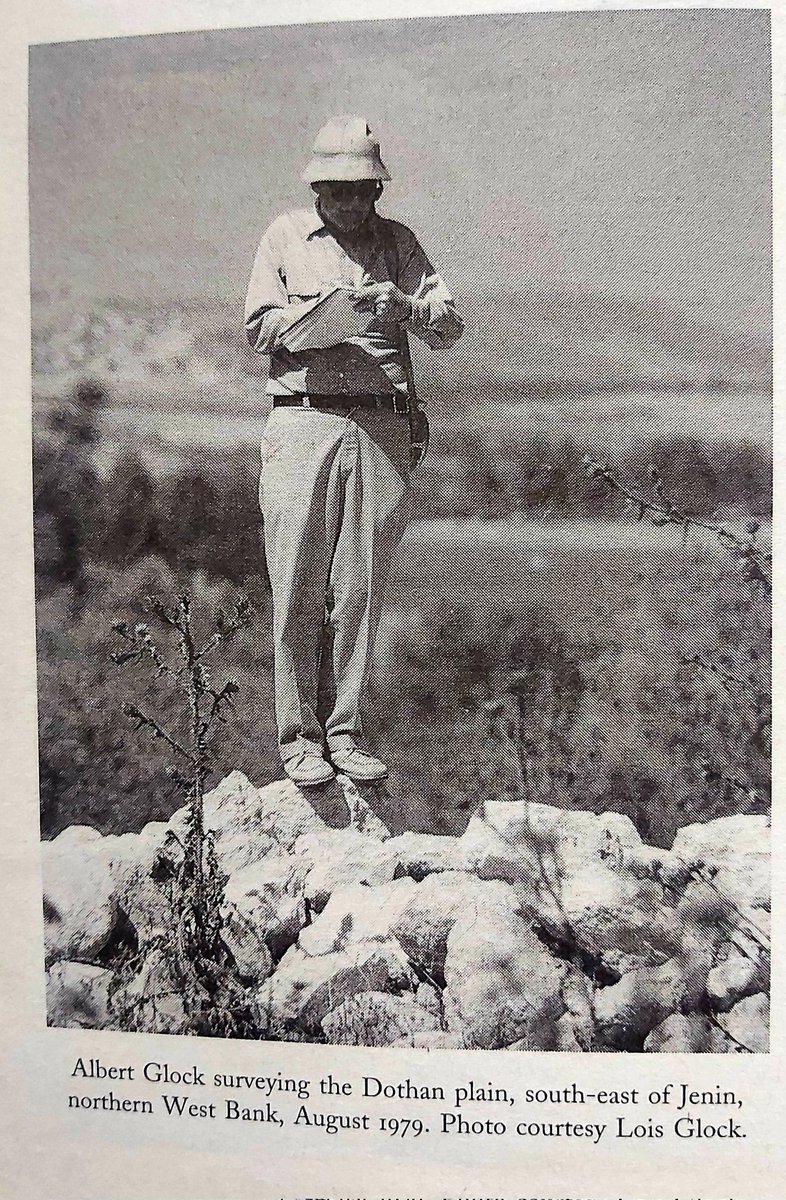 Purchased yrs.ago from library sale: #PalestineTwilight-'Part history, part #trueCrime, weaved the facts of archaeologist Glock's murder..' And Arafat-Bio.
On our #bookshelf   #books