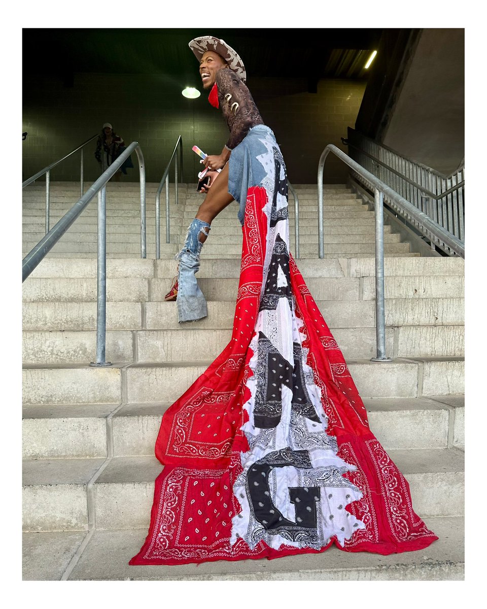 Terr_Vision's tweet image. a moment for the train 💥 #CowboyCarter