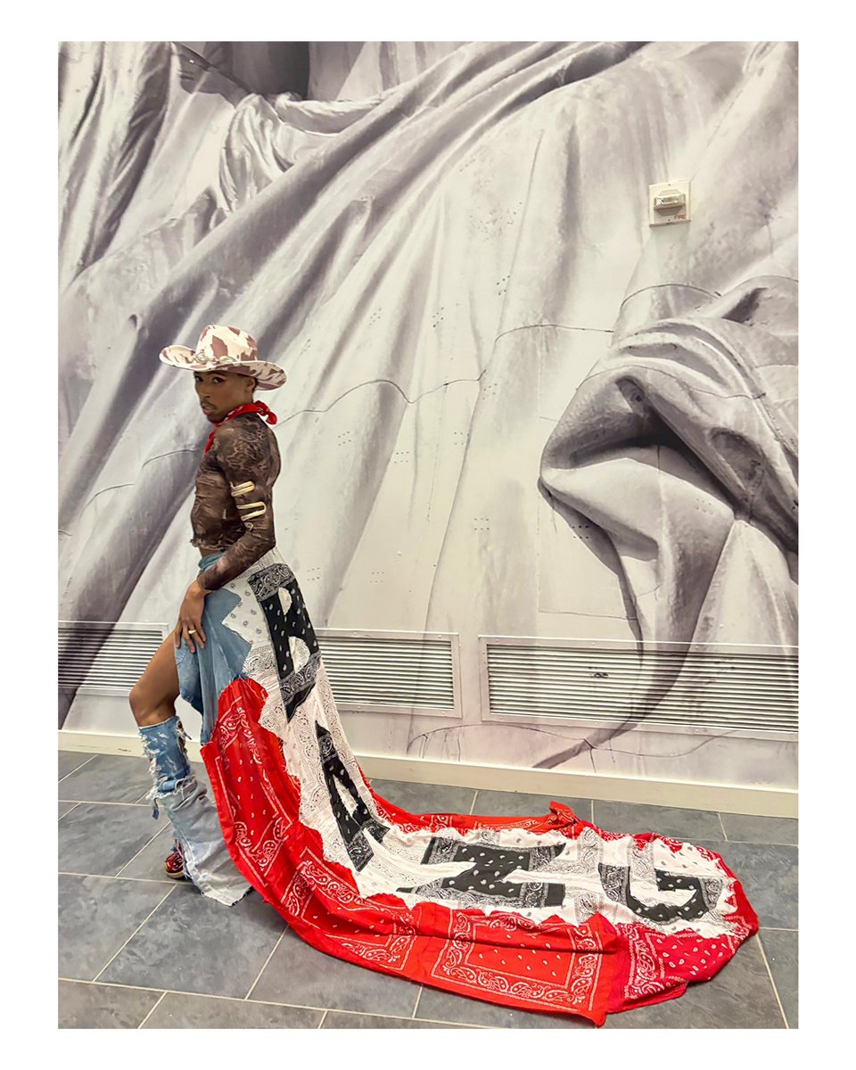 Terr_Vision's tweet image. a moment for the train 💥 #CowboyCarter