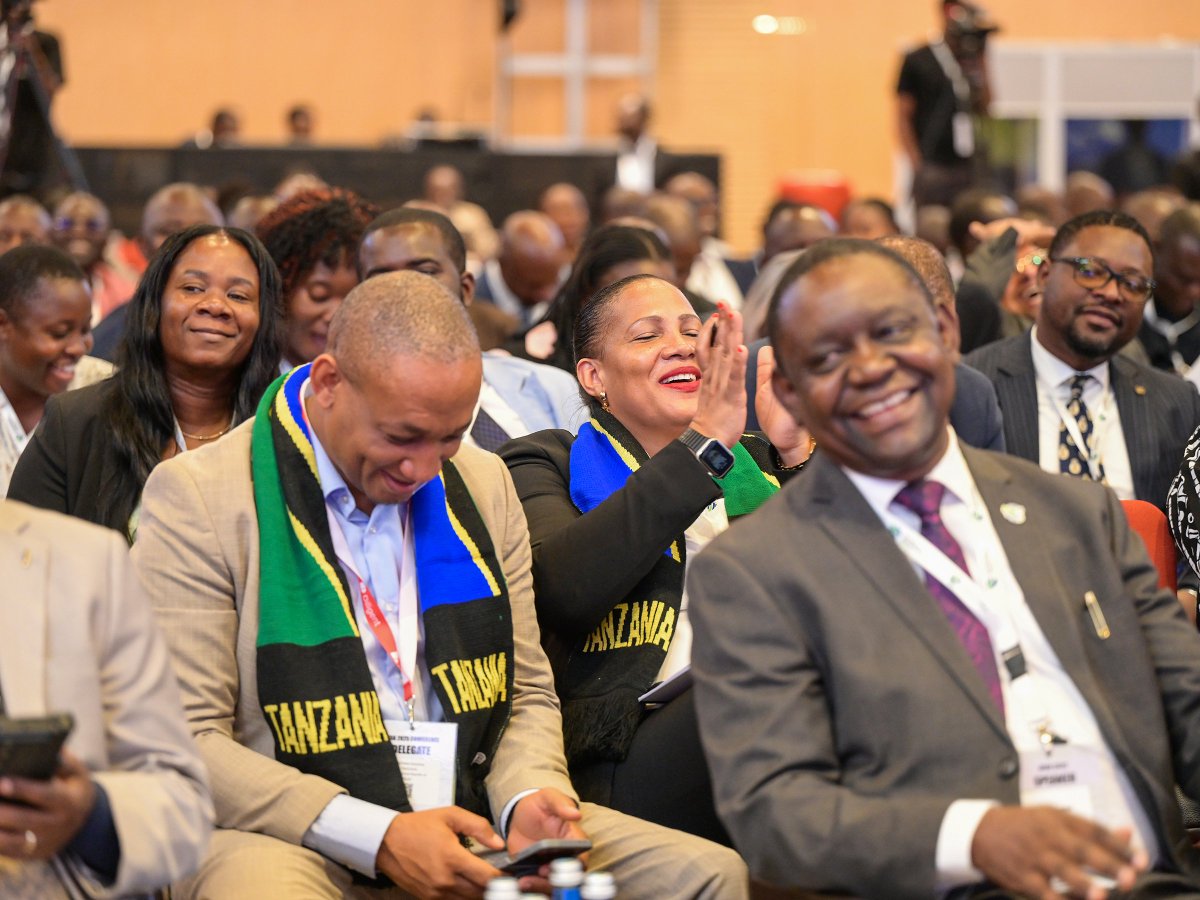 Edmund Kagire (@kagire) on Twitter photo <a href="/iiarwanda/">@IIARwanda</a> <a href="/AFIIA_AFRICA/">AFIIA_AFRICA</a> <a href="/RwandaFinance/">Ministry of Finance & Economic Planning</a> <a href="/OAGRwanda/">OAGRwanda</a> <a href="/RKRutuku/">Richard K. Rutuku</a> <a href="/AccaFred/">Fred Twagirayezu ACCA, CPA(K)</a> The conference, which seeks to foster knowledge exchange & sharing best practices, is bringing together members of Institutes of Internal Auditors from across the African continent, in a bid to strengthen internal auditing practices & governance. #AFIIA2025 #AFIIARwanda2025. <a href="/iiarwanda/">@IIARwanda</a> <a href="/AFIIA_AFRICA/">AFIIA_AFRICA</a> <a href="/RwandaFinance/">Ministry of Finance & Economic Planning</a> <a href="/OAGRwanda/">OAGRwanda</a> <a href="/RKRutuku/">Richard K. Rutuku</a> <a href="/AccaFred/">Fred Twagirayezu ACCA, CPA(K)</a> The conference, which seeks to foster knowledge exchange & sharing best practices, is bringing together members of Institutes of Internal Auditors from across the African continent, in a bid to strengthen internal auditing practices & governance. #AFIIA2025 #AFIIARwanda2025.
