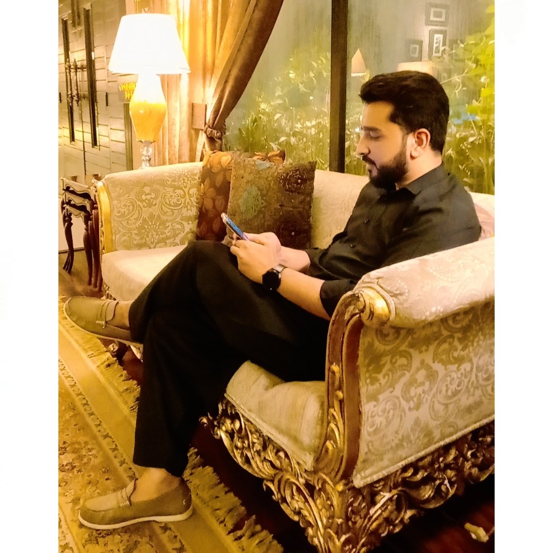 _razaullah_'s tweet photo. #NewProfilePic https://t.co/Wl9aM5oPxI
