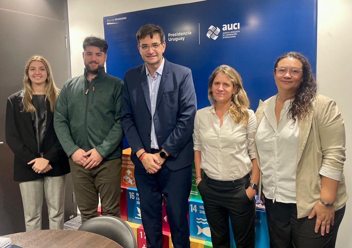 OEIUruguay tweet media