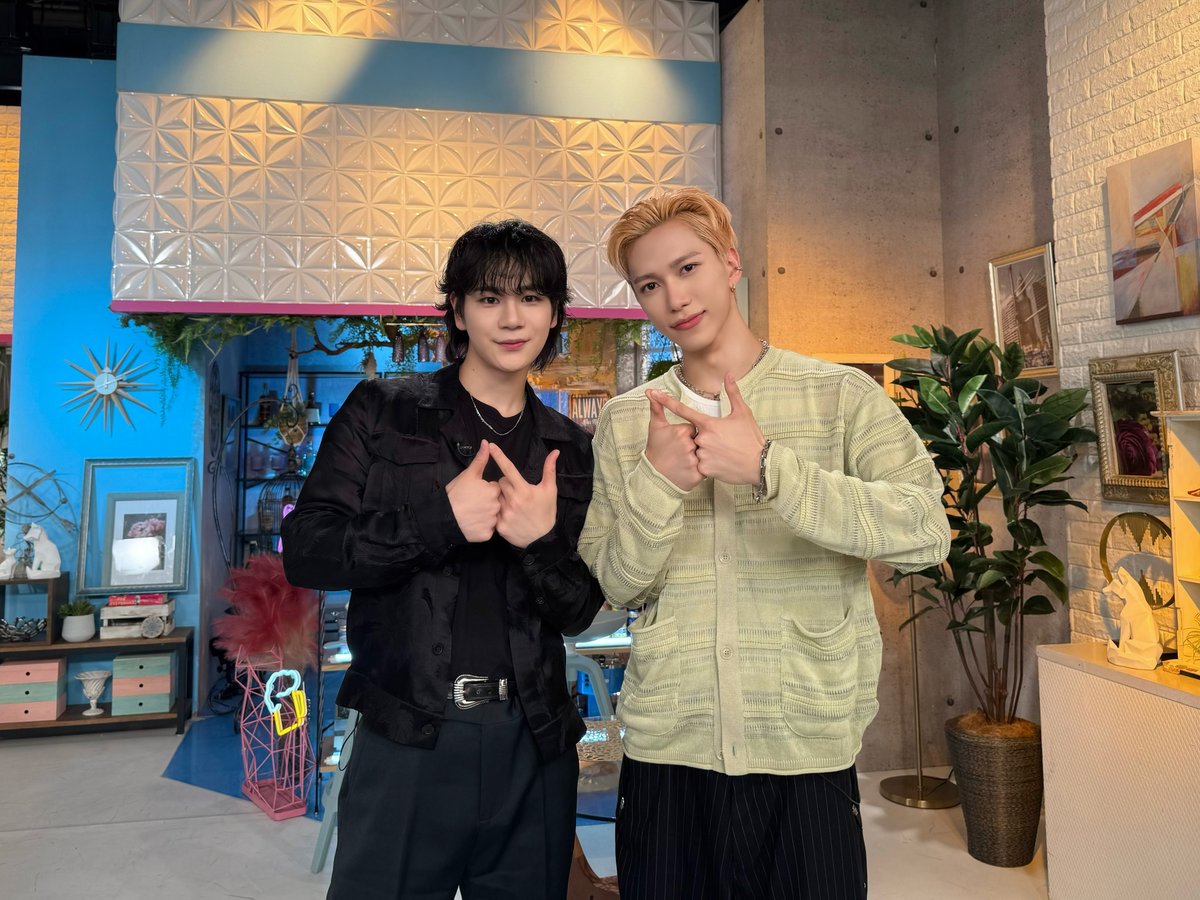 official__INI's tweet photo. [📸] 250529
テレビ朝日
「#あざとくて何が悪いの？」

#山里亮太 (@YAMA414)さん
#鈴木愛理 (@airimania)さん
#JO1(@official_jo1) の #豆原一成 さんと📸

ありがとうございました！

#INI #池﨑理人
#Todays_INI https://t.co/pS5EpPEAyA