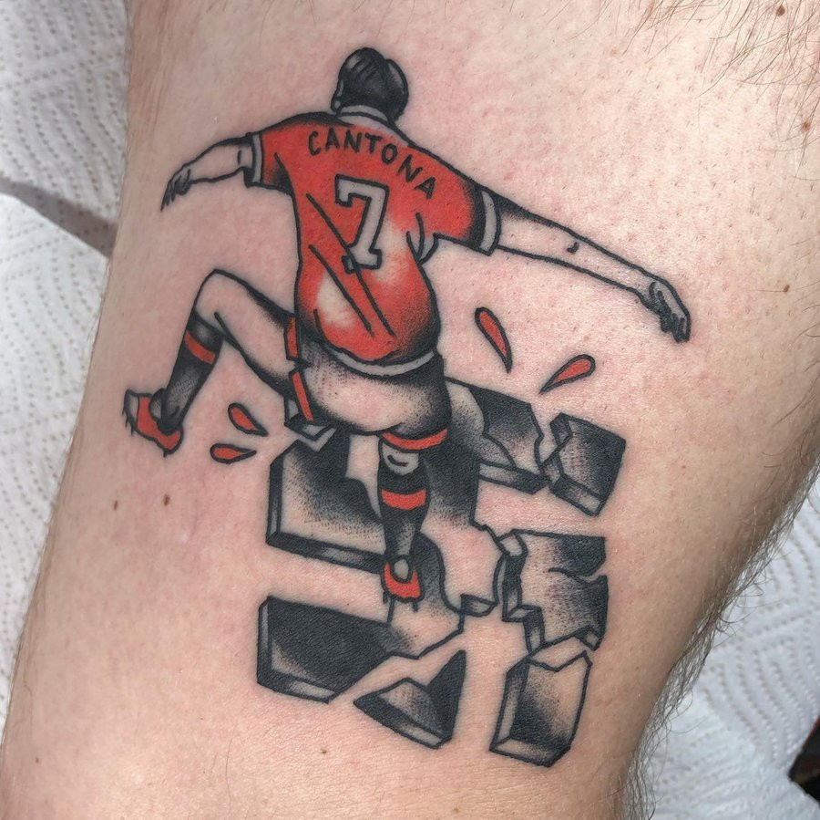 ultras_antifaa's tweet image. PHOTO | "The best moment of my career? When I kicked the fascist. Some people think it's a dream to kick a fascist. I did it for them. So they are happy. It's a kind of dream to kick a fascist — it's not something you do every day."

—Eric Cantona