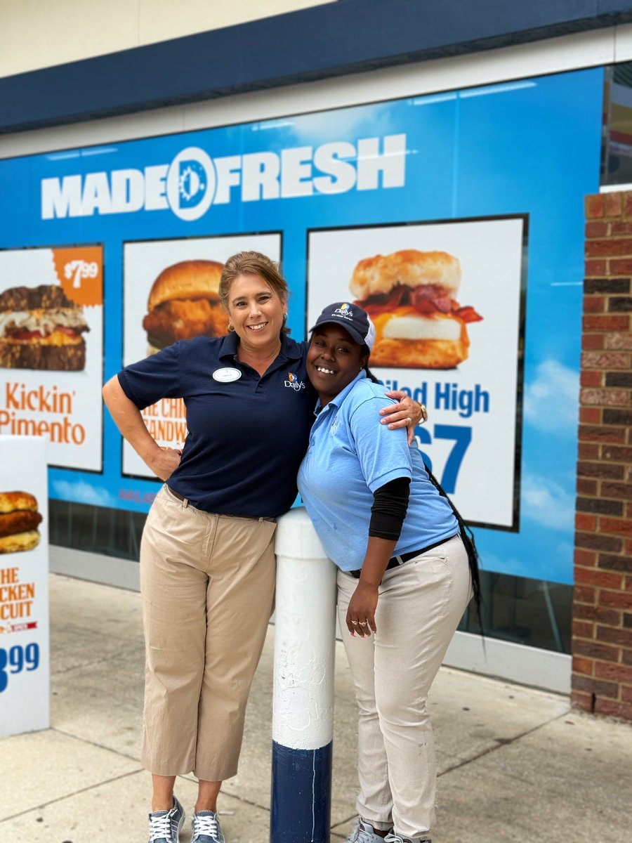 🌟 Employee Spotlight 🌟 Introducing Joanna, the General Manager at Daily’s on 4225 Roosevelt Blvd! 🤩💙 Let’s give a huge shoutout to Joanna for her dedication and leadership! If you’re in the Riverside community, stop by Daily’s and say hello to her and her fabulous team! 💙